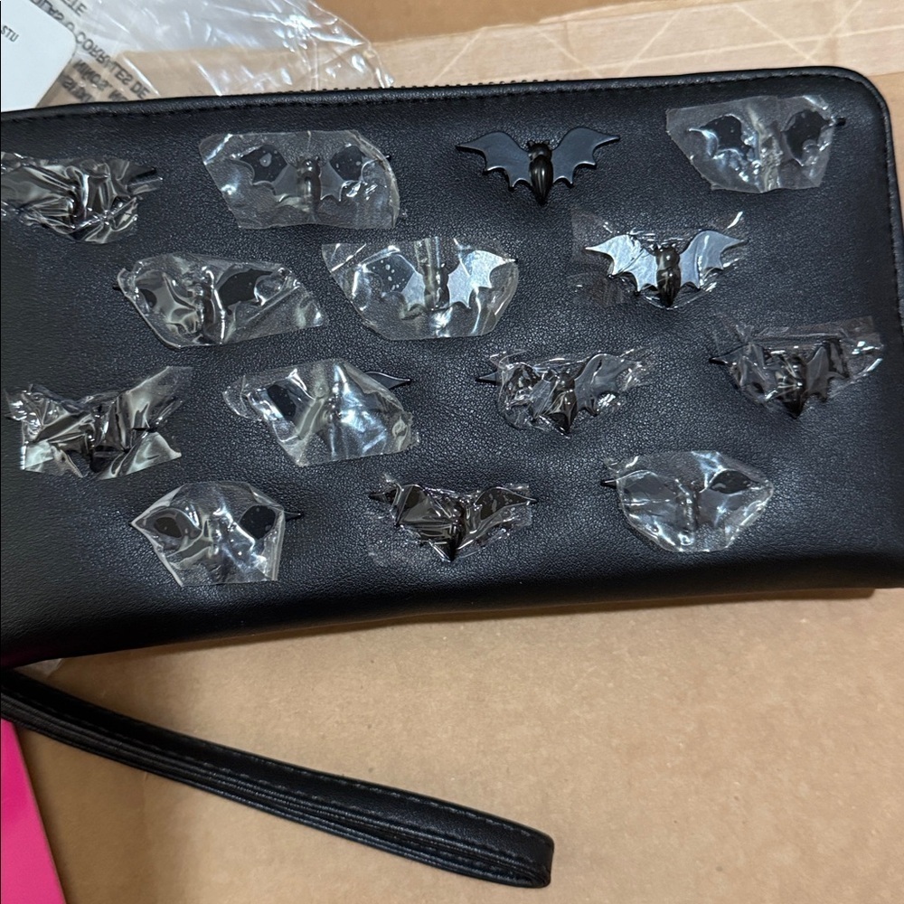 Betsey Johnson bats  zip wallet/wristlet. 🦇🦇